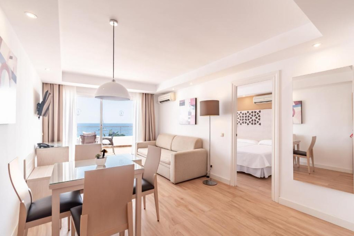 Hotel Puerto Azul Marbella