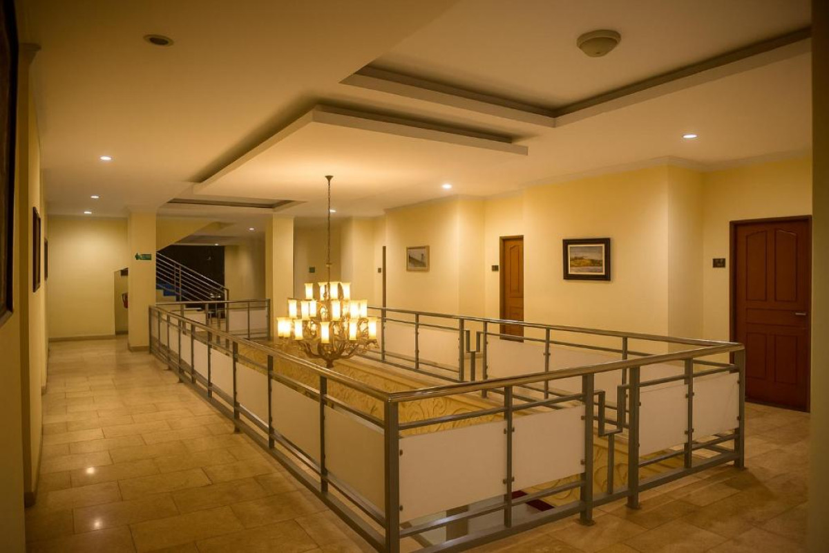 Hotel Puri Saron Denpasar