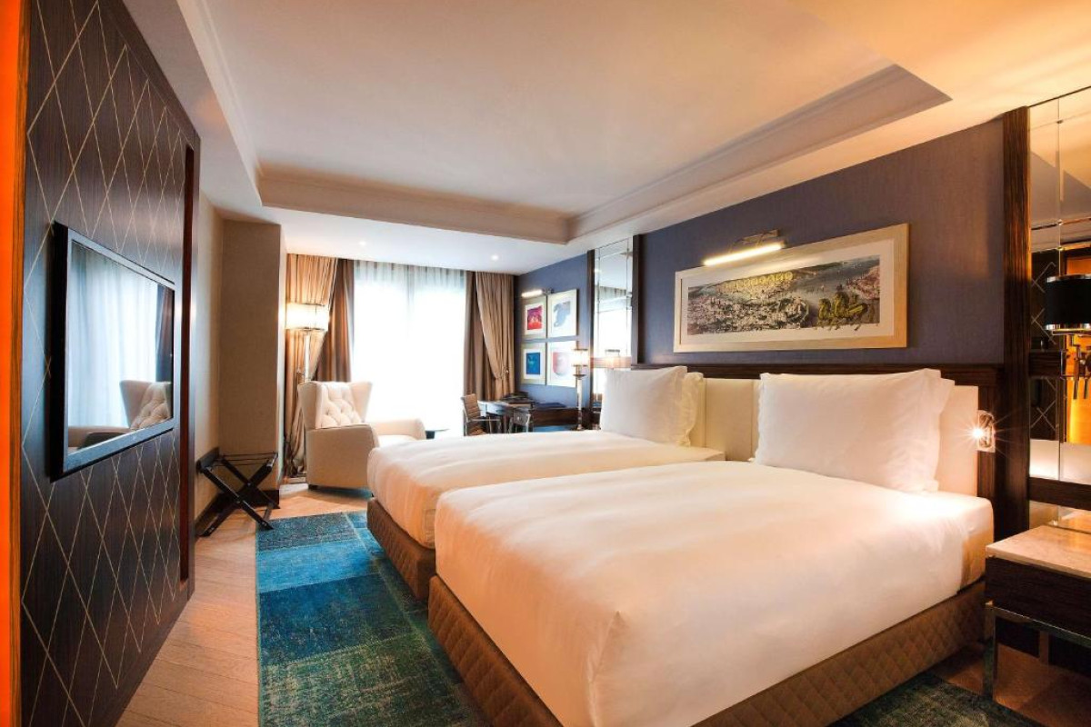 RADISSON BLU PERA