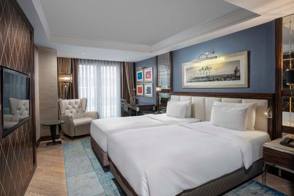 RADISSON BLU PERA