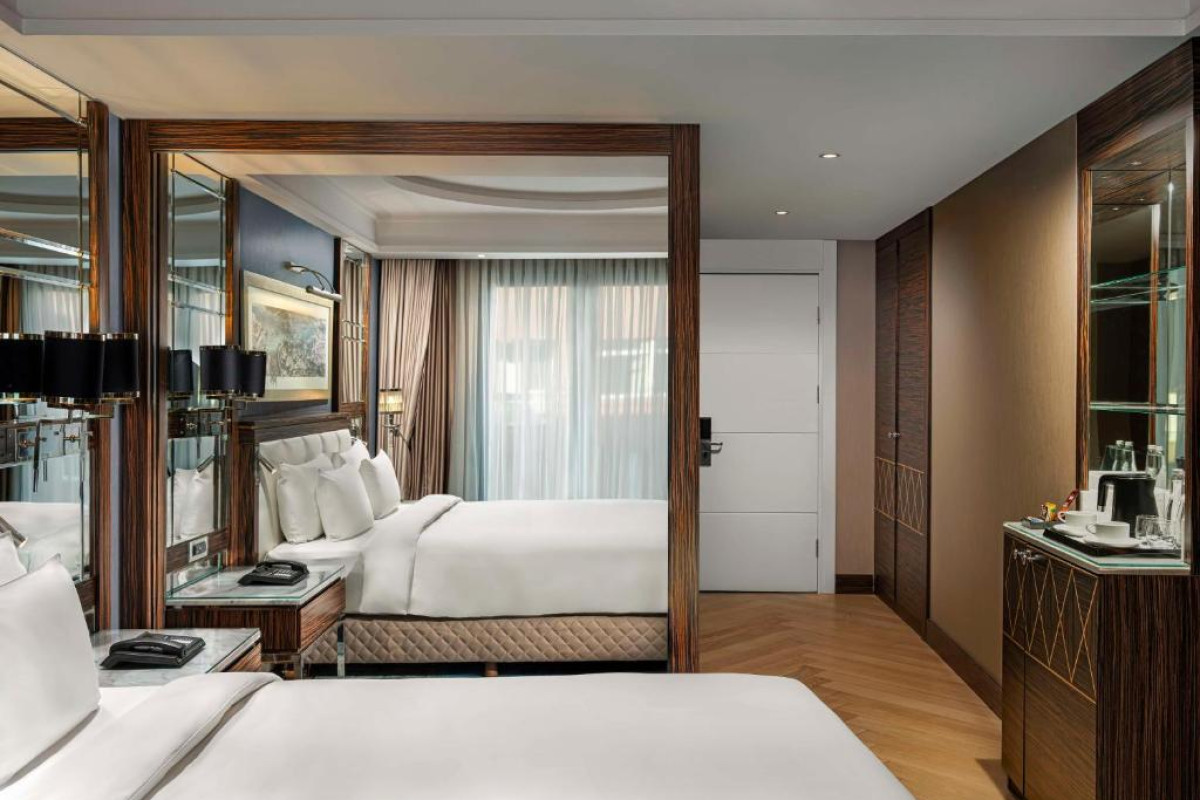 RADISSON BLU PERA