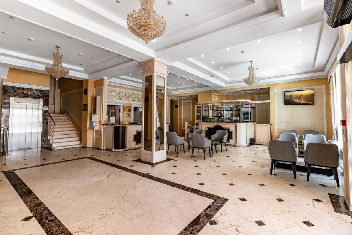 Hotel Regency