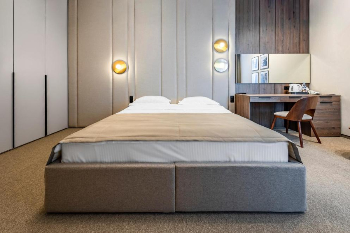 Hotel Regency