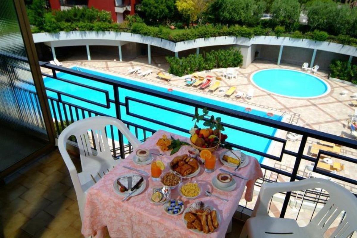Hotel Residence Holiday