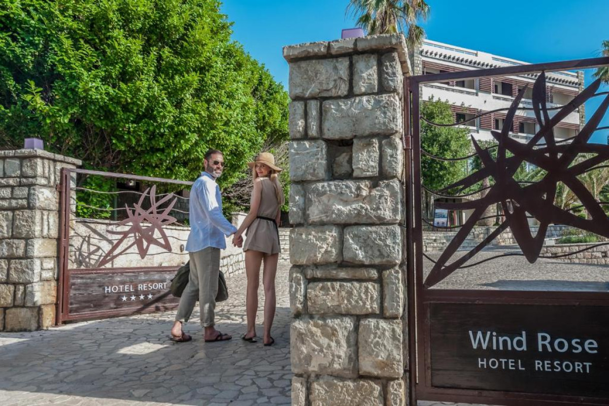 Hotel Resort Wind Rose