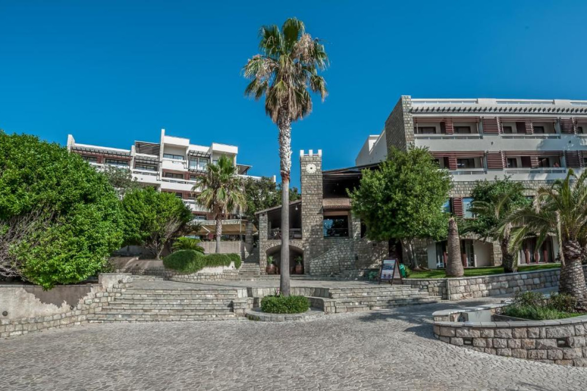 Hotel Resort Wind Rose