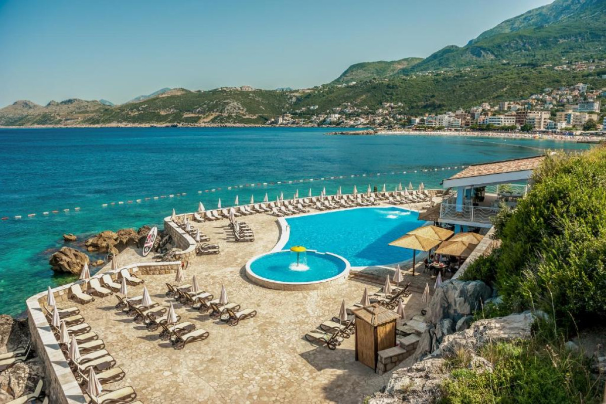 Hotel Resort Wind Rose