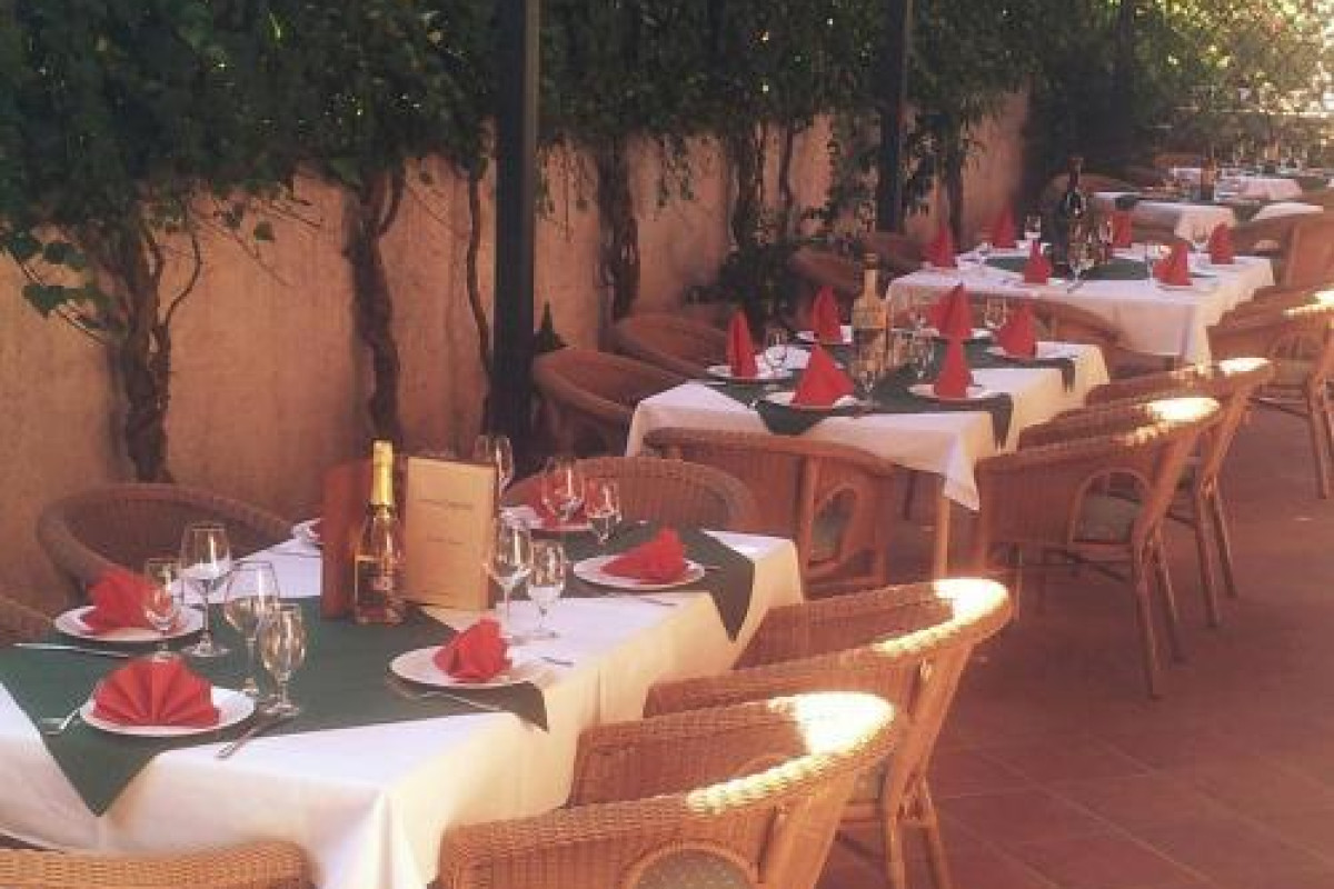 Hotel & Restaurant Laguna