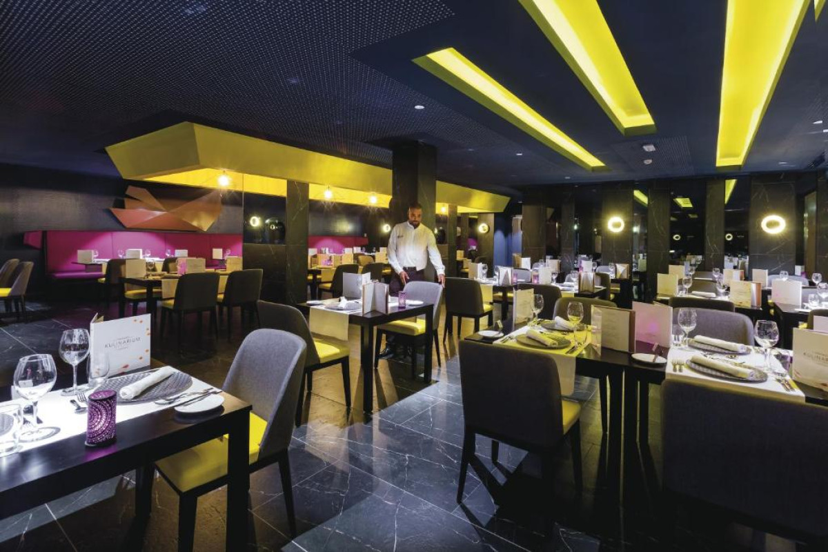 Hotel Riu Funana