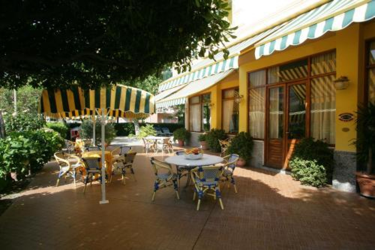 Hotel Riviera