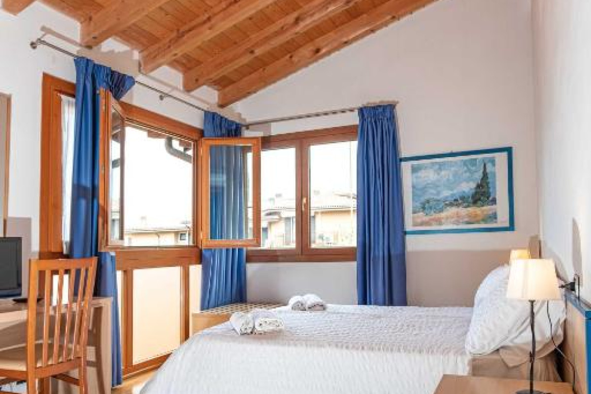 Hotel Romeo