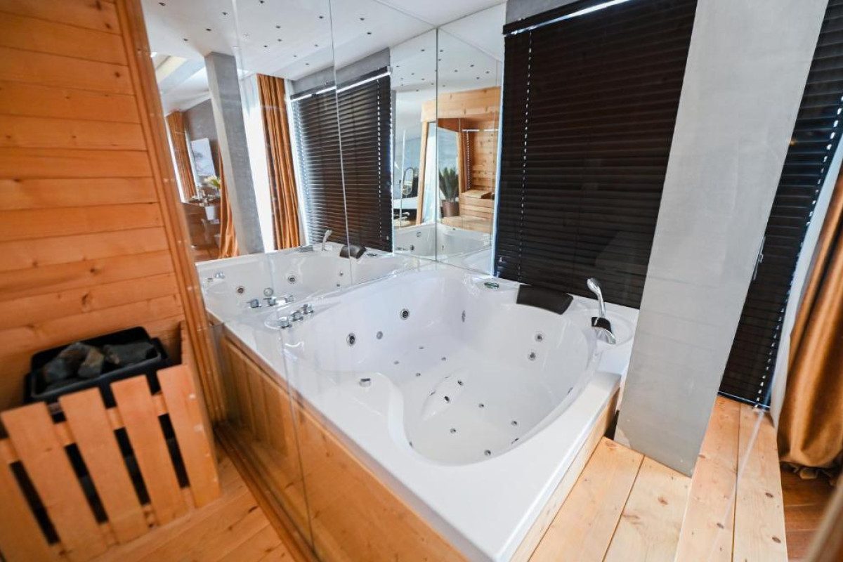 Hotel Royal G Max