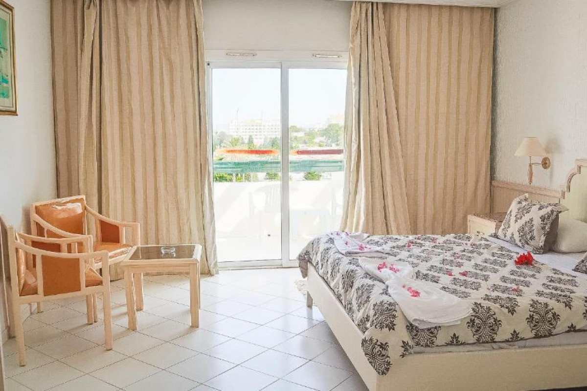 Hotel Royal Jinene Beach & Spa