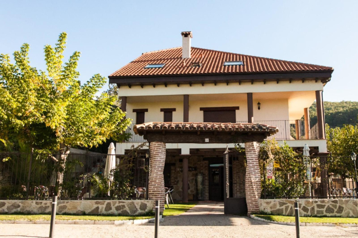 Hotel Rural Robles