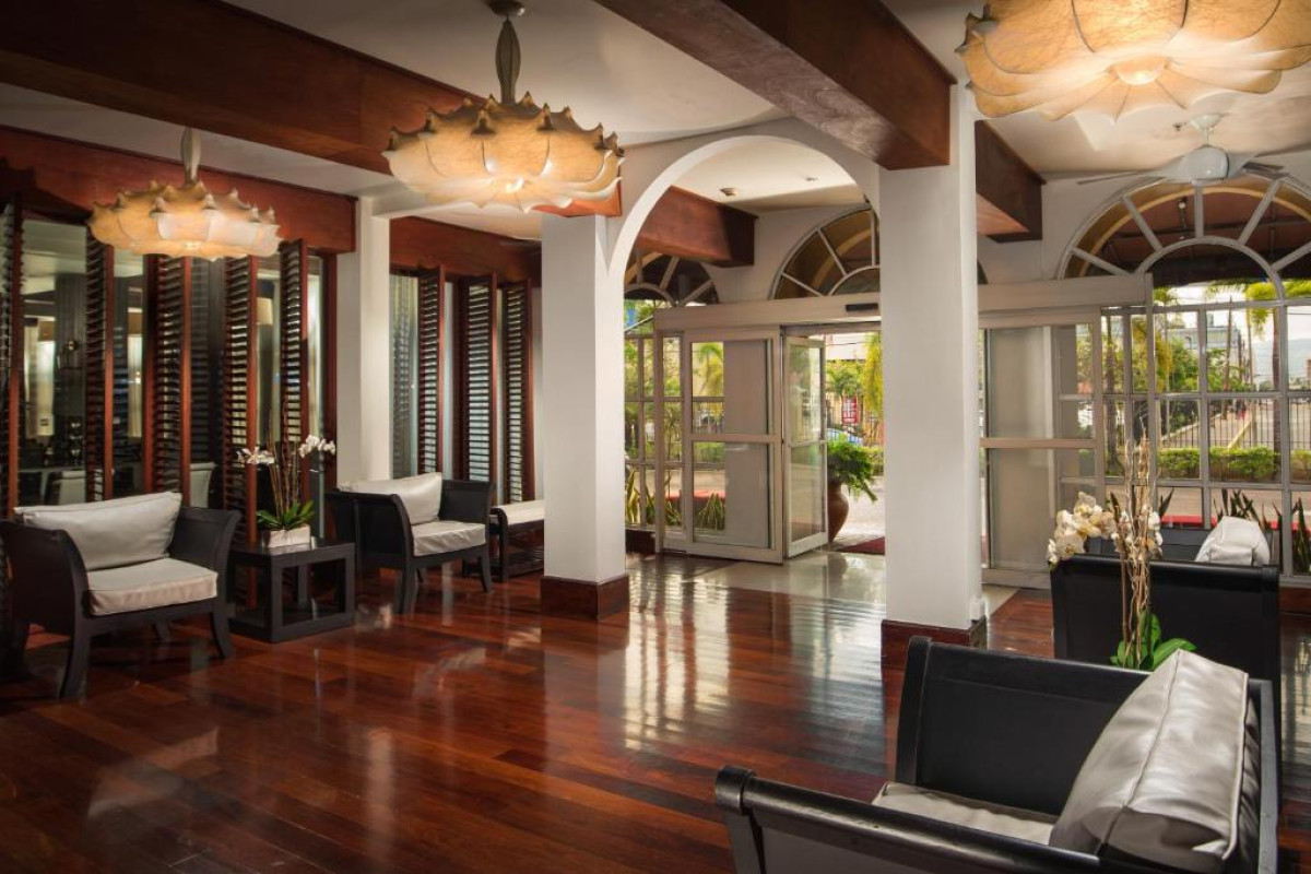 Hotel S Kingston