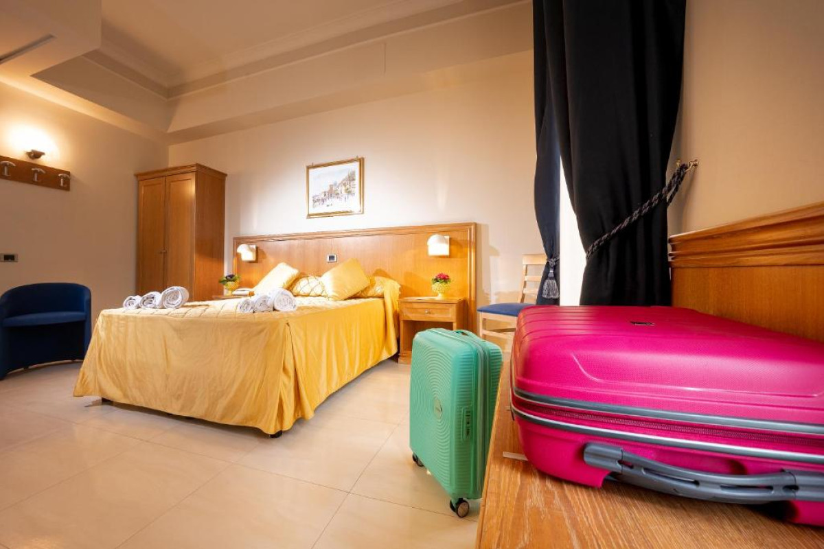 HOTEL SABBIE D'ORO