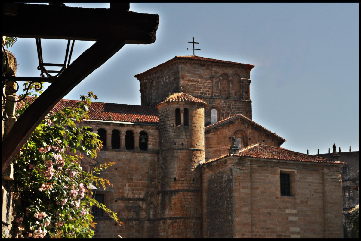 Hotel Santillana