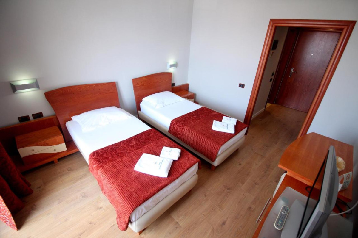Hotel Saranda International