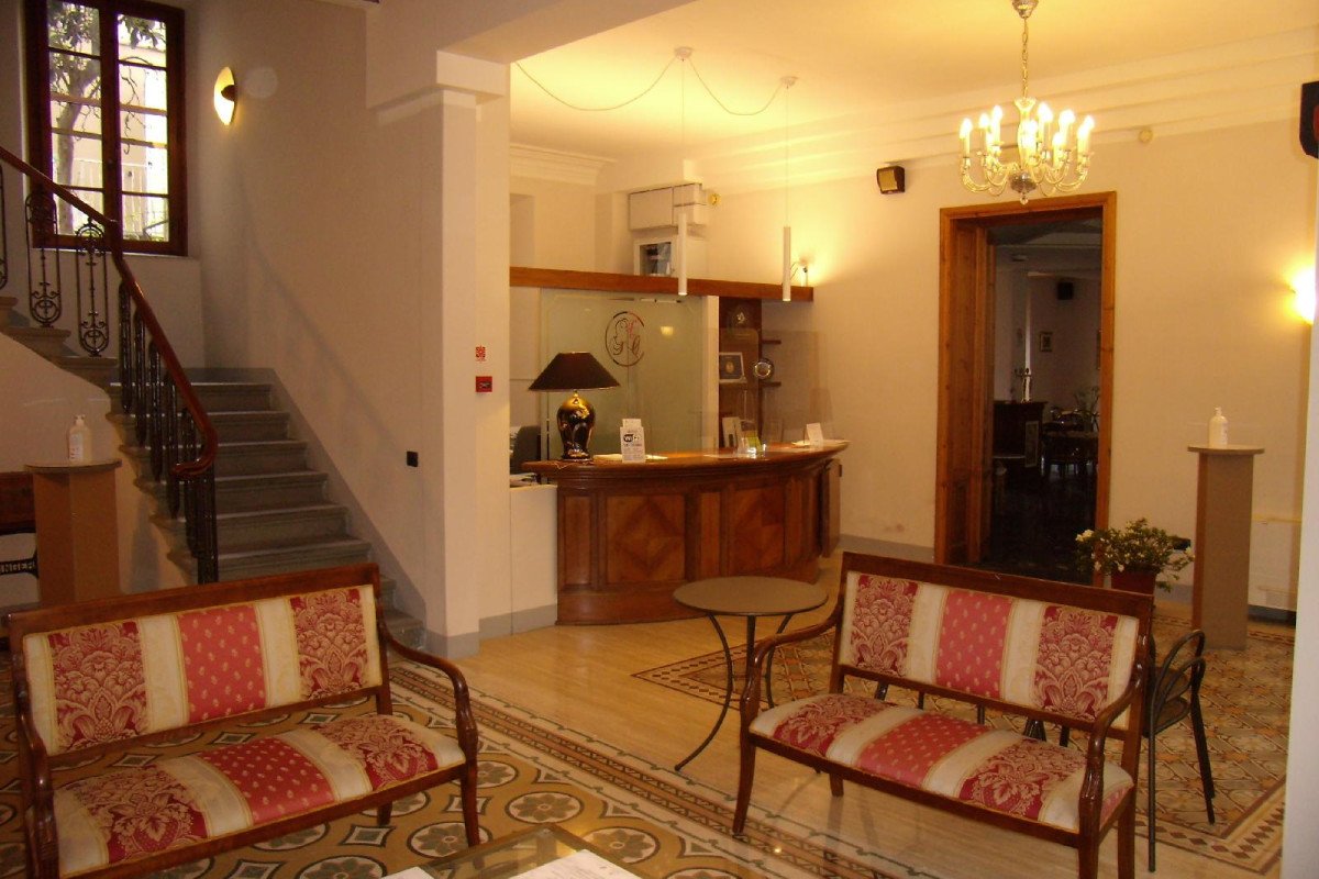 Hotel Savoia E Campana