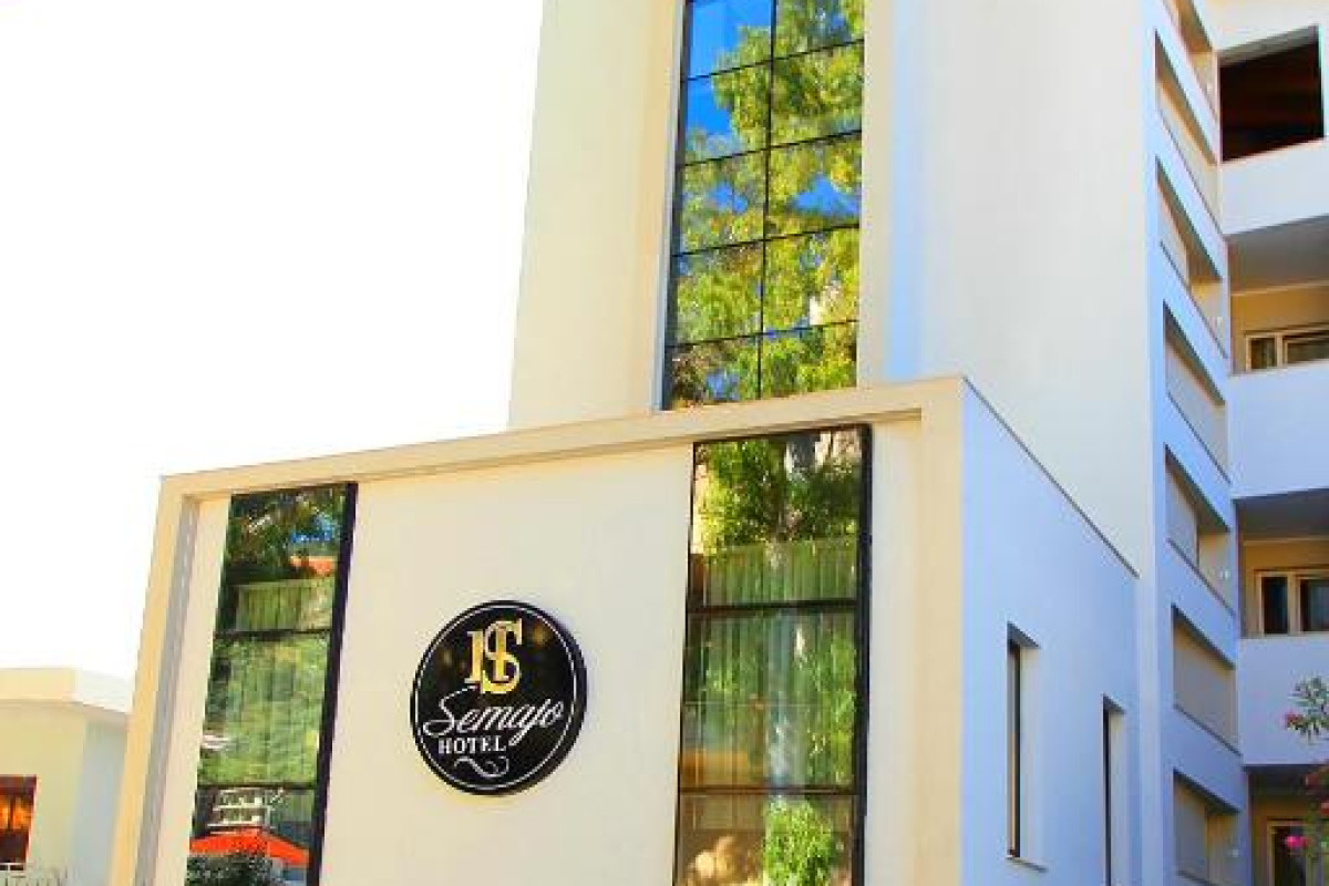 Hotel Semajo