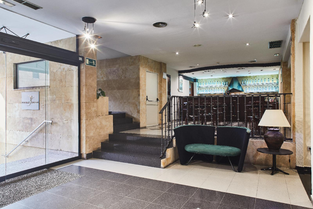Hotel Silken Rona Dalba