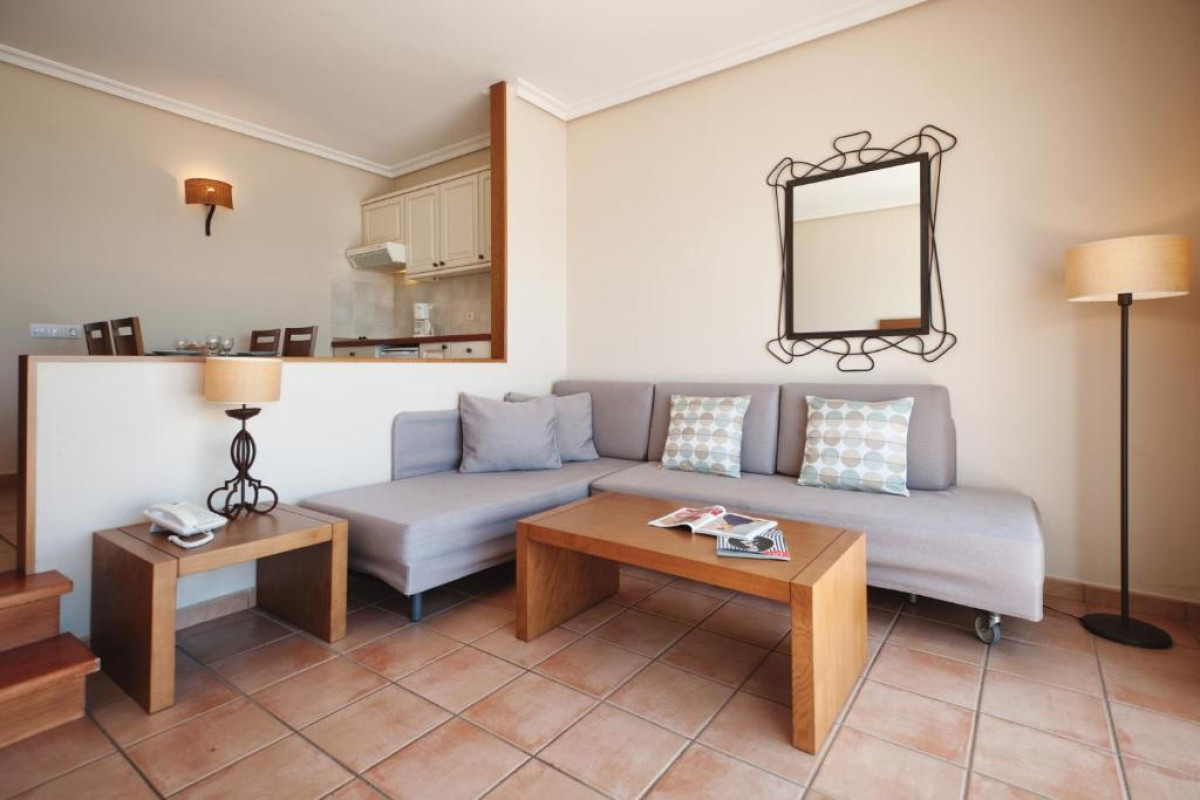 Hotel Sotavento Beach Club