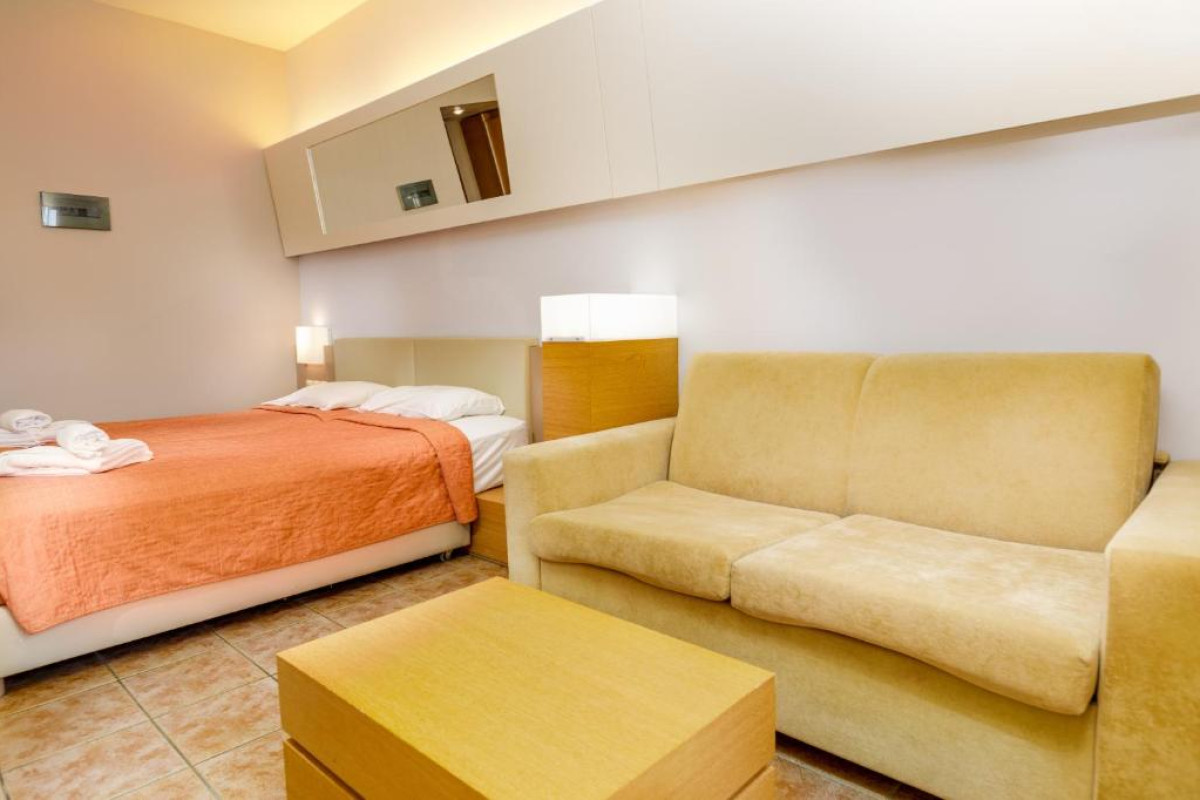 Hotel Sovereign Beach