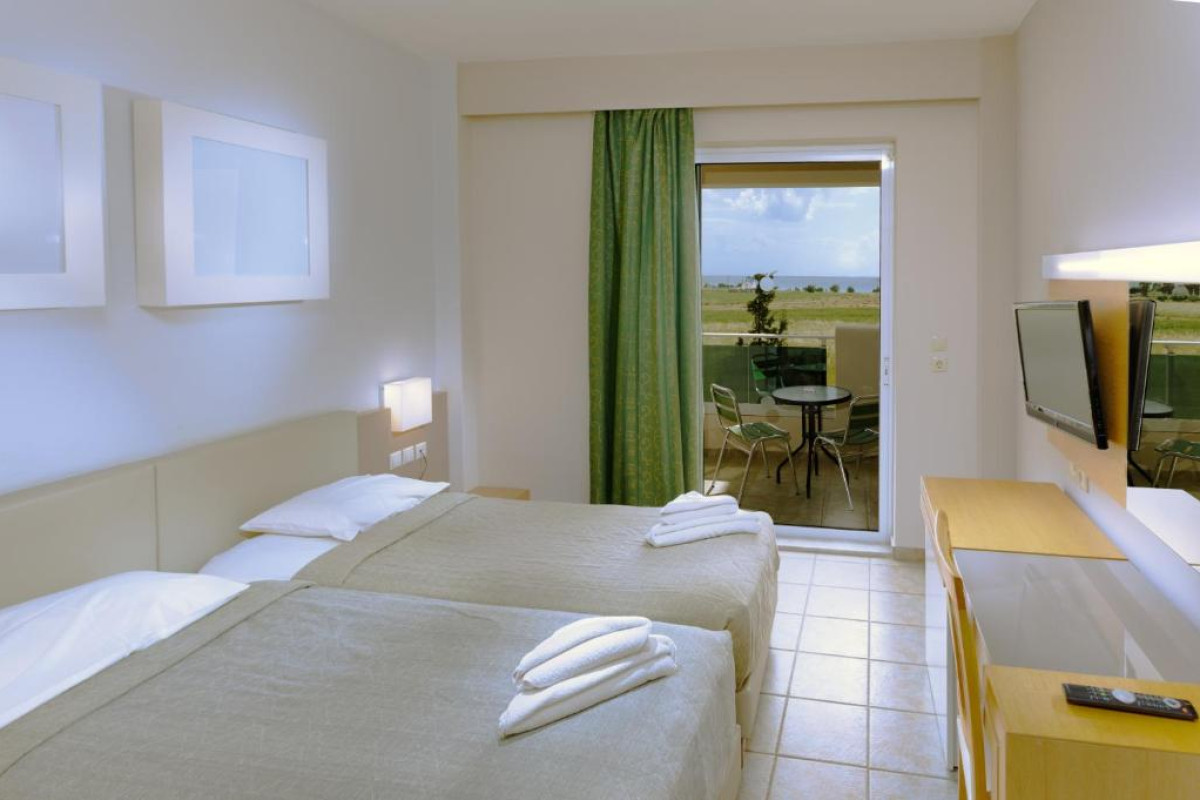 Hotel Sovereign Beach