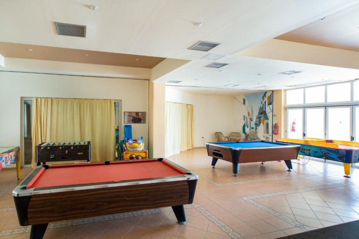Hotel Sovereign Beach