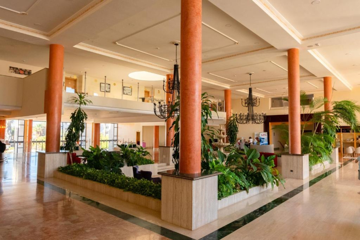 Hotel & Spa Grand Muthu Golf Plaza