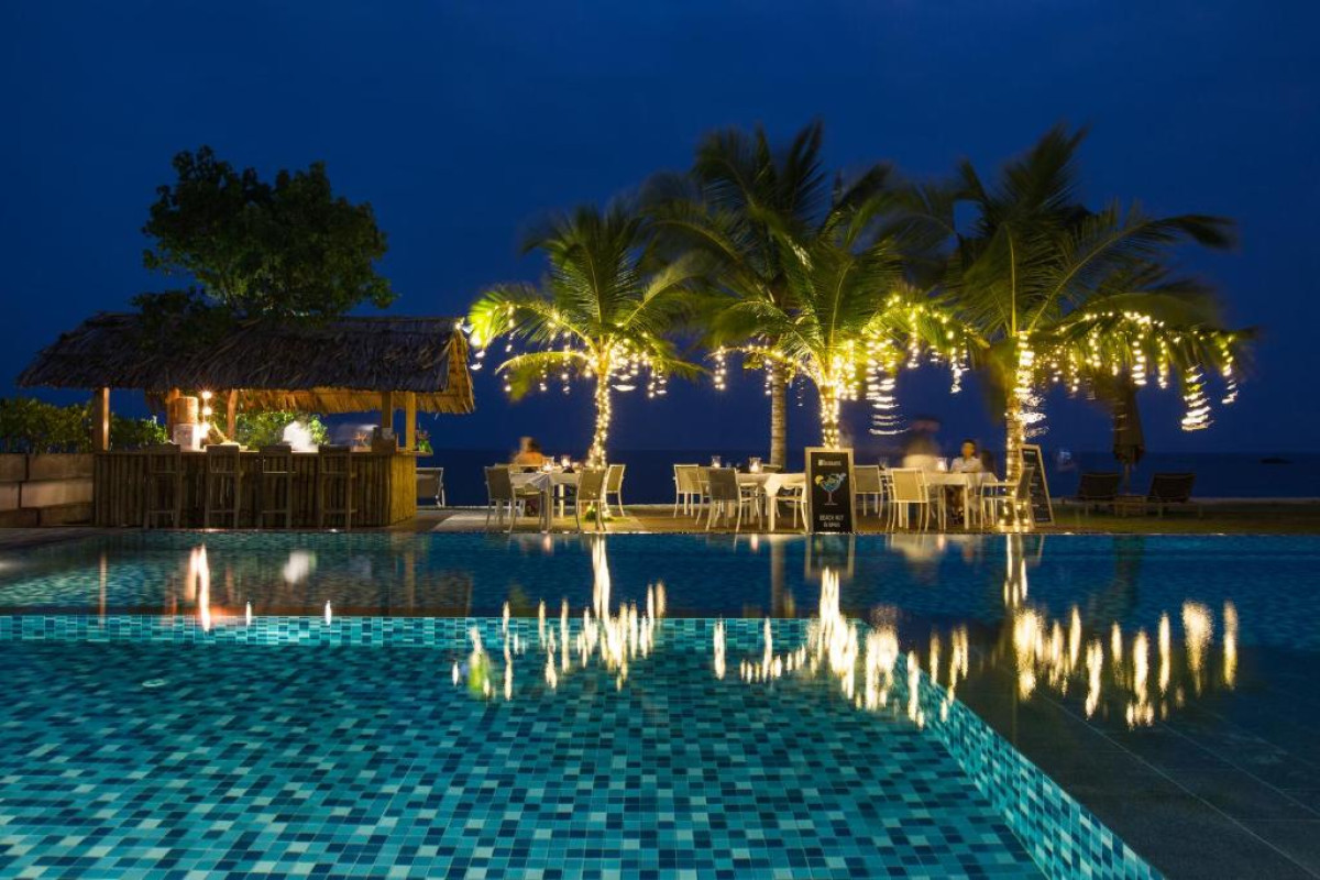 Hotel Sri Sharavi Beach Villas & Spa
