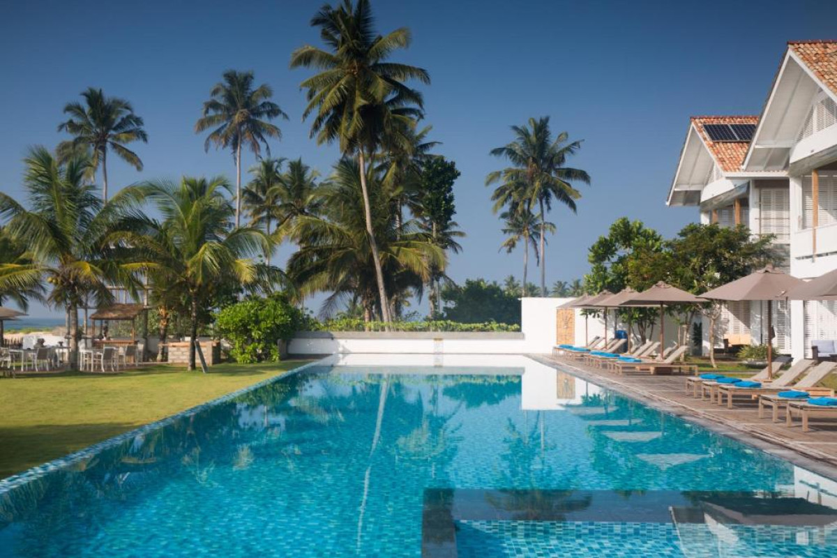 Hotel Sri Sharavi Beach Villas & Spa