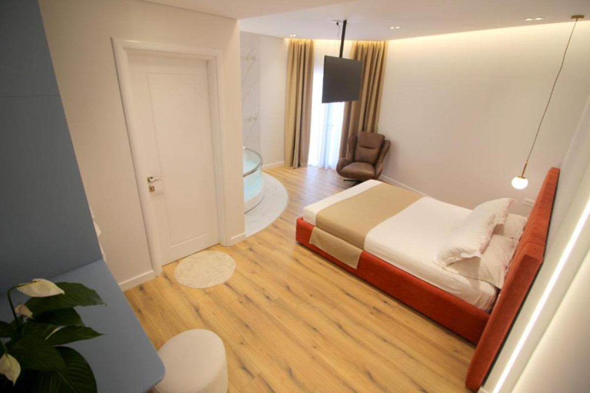 Hotel Strora