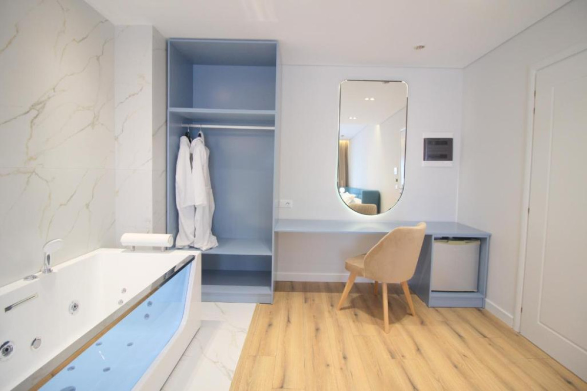 Hotel Strora