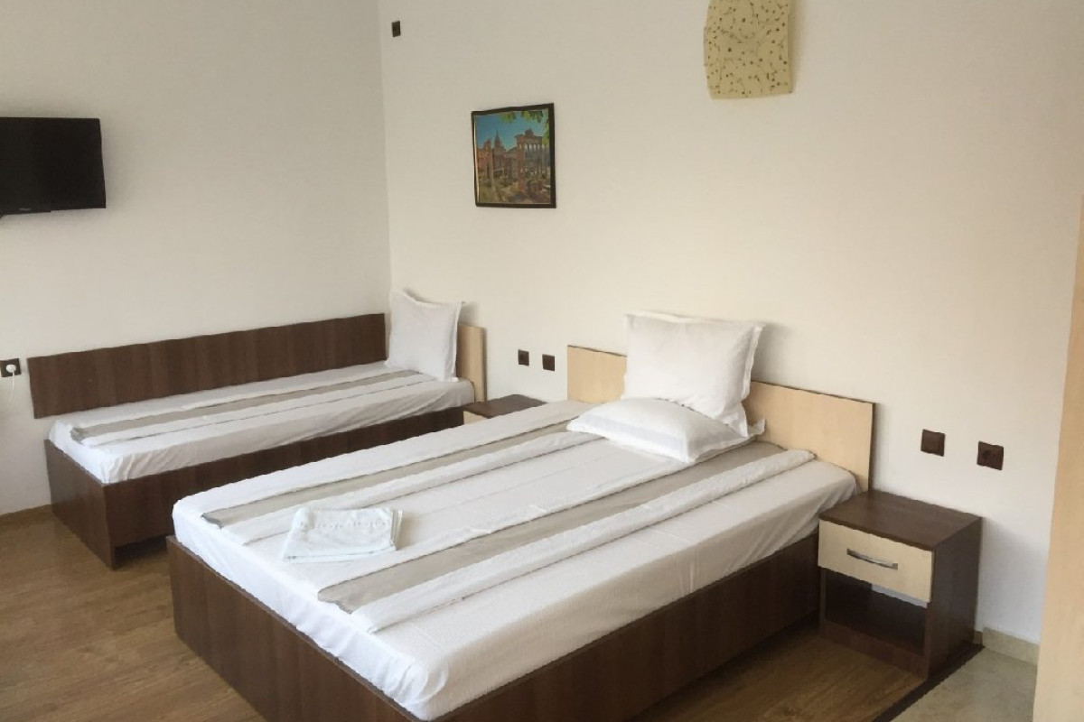 Hostel Paradox
