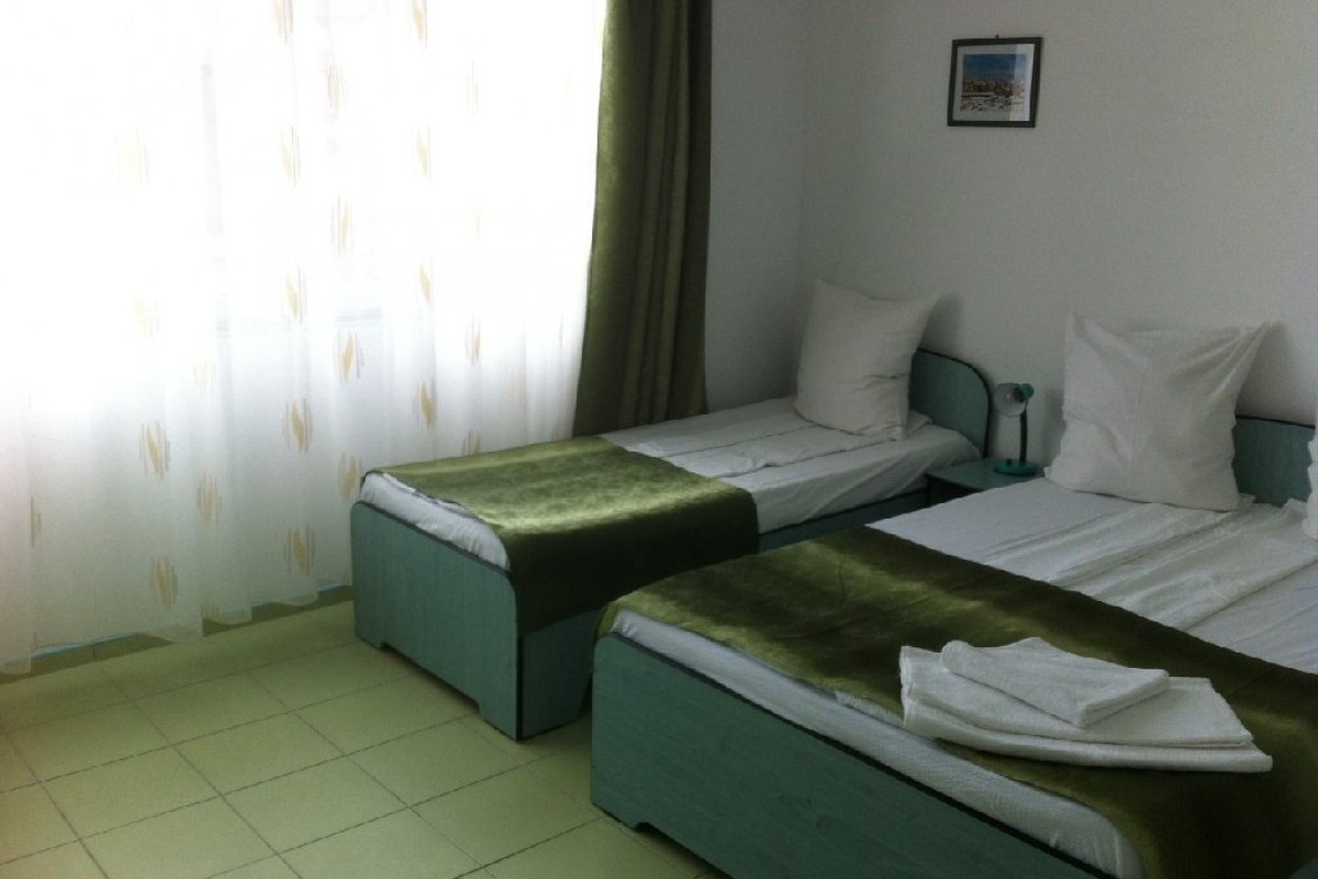 Hostel Paradox