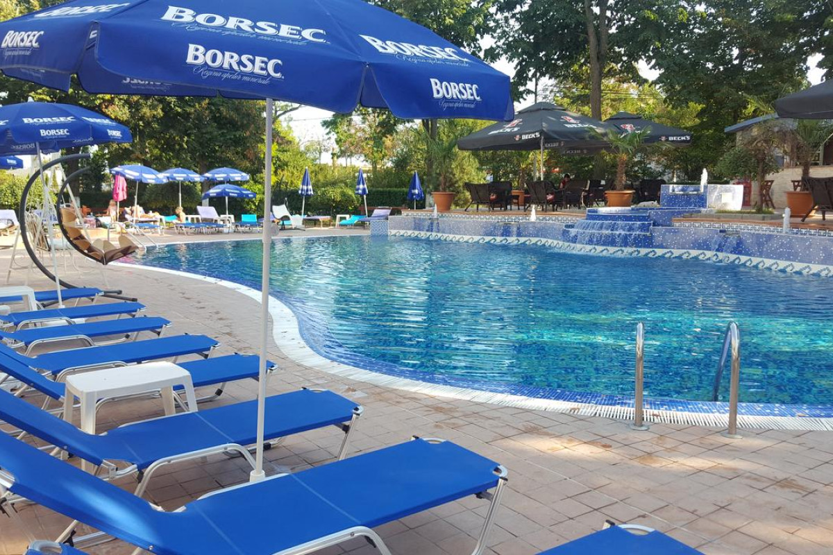 SUNQUEST HOTEL