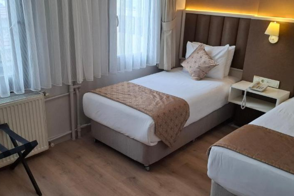 HOTEL SUREYYA