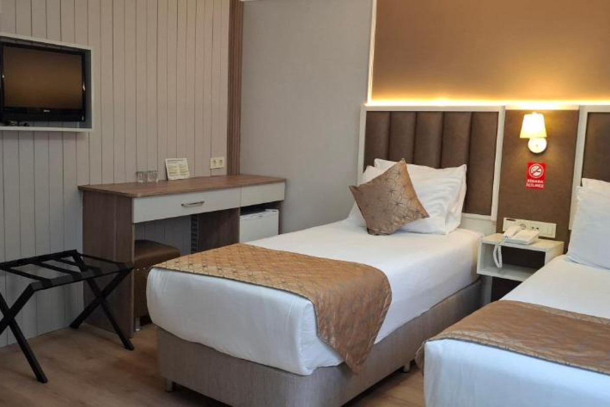 HOTEL SUREYYA
