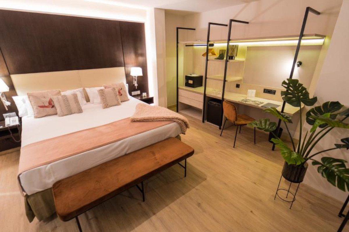 HOTEL TABURIENTE