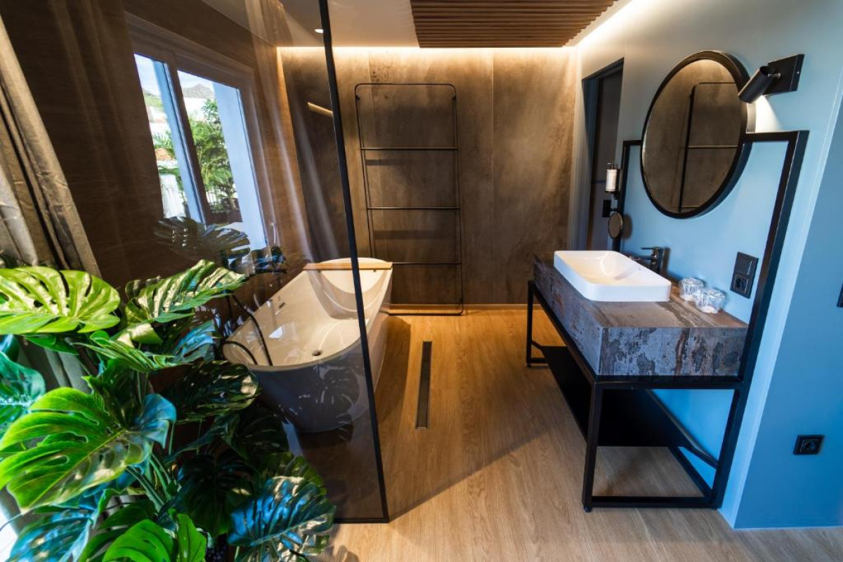 HOTEL TABURIENTE