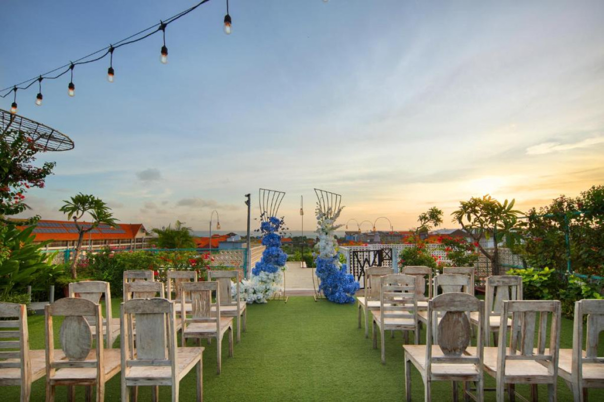 Hotel The Akmani Legian