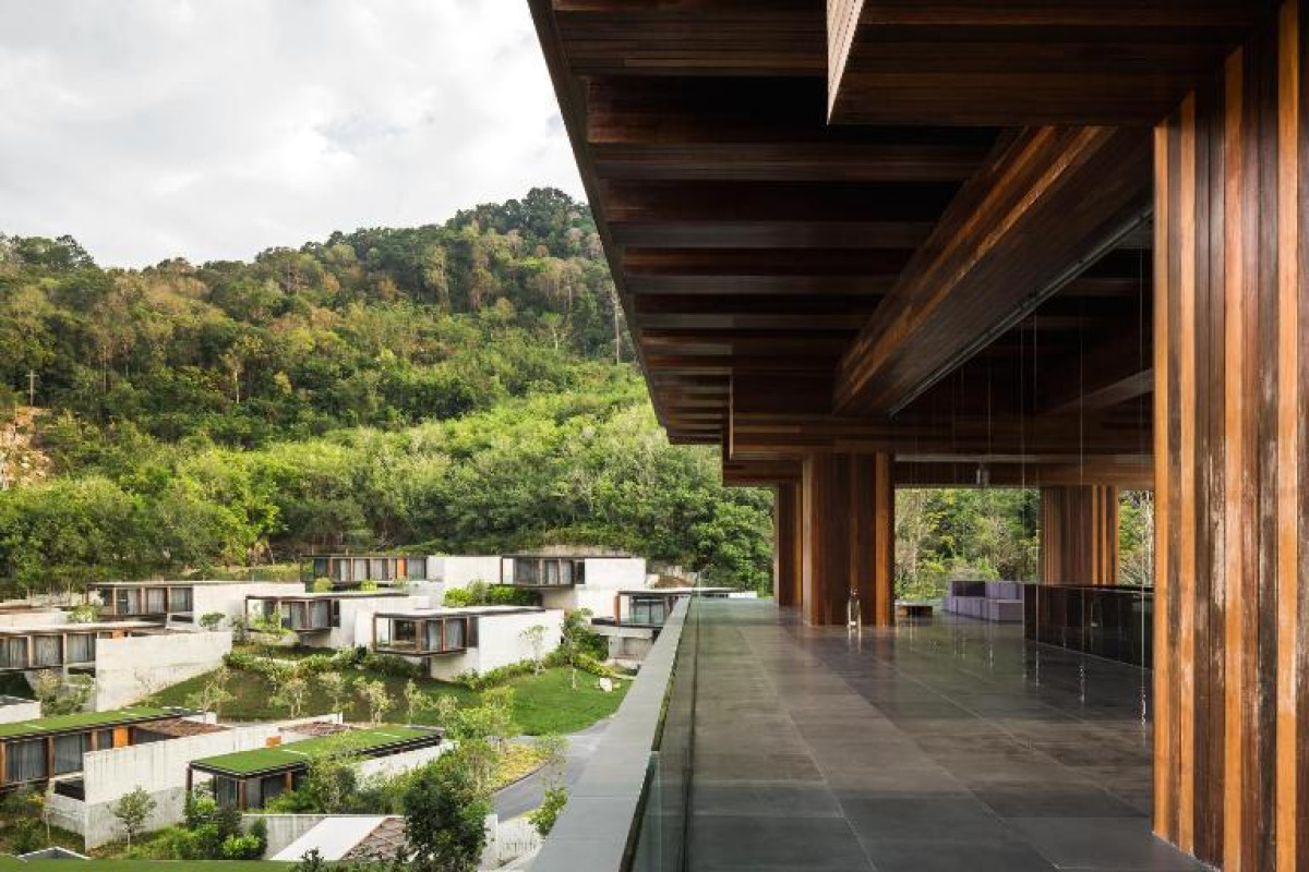 Hotel The Naka Phuket