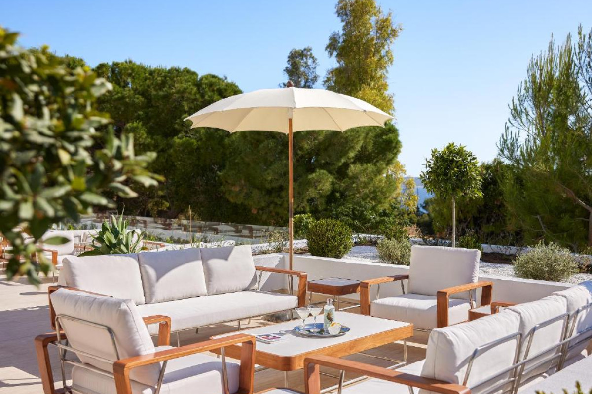 Hotel The Roc Club, A Grecotel Hotel to Live
