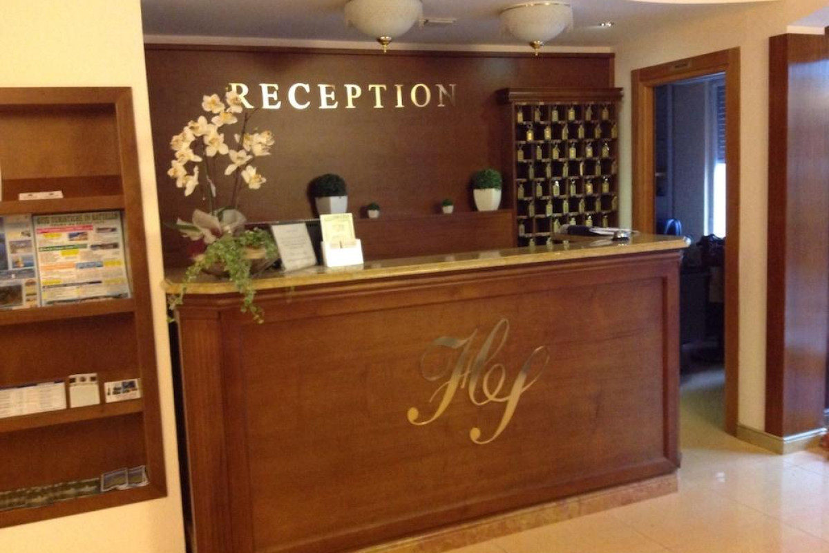 Hotel Tirreno
