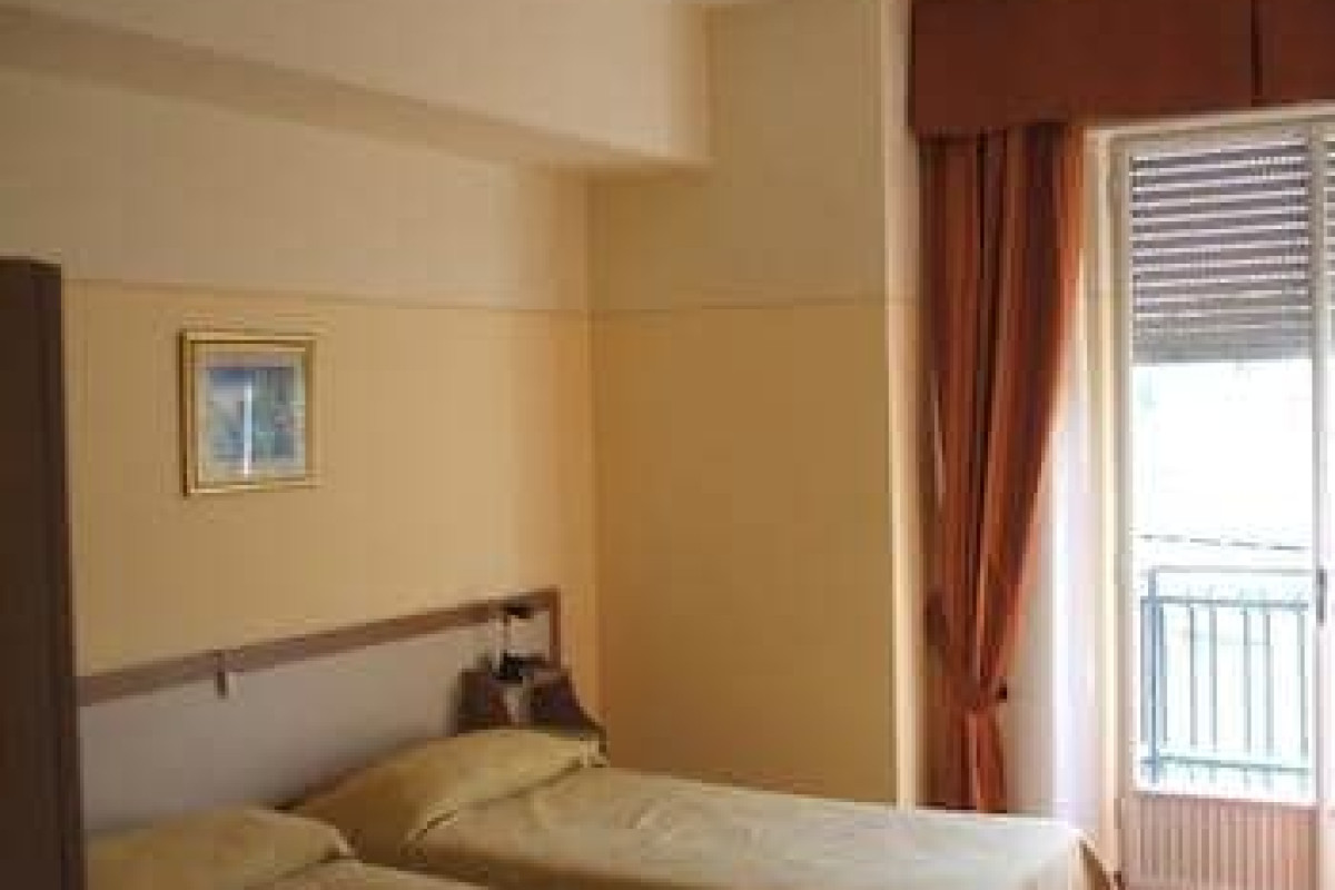 Hotel Tirreno
