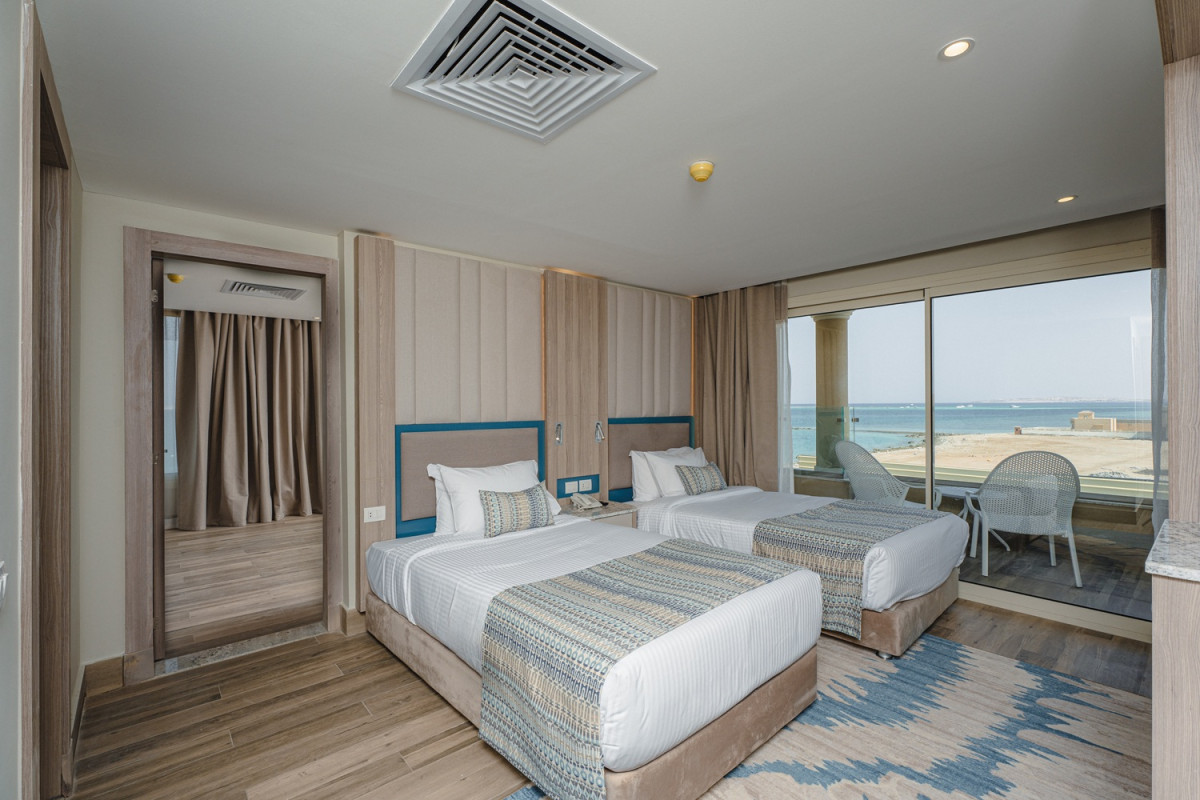 Hotel Titanic Pearl