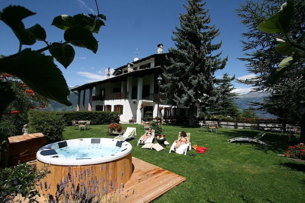 Hotel Tivet