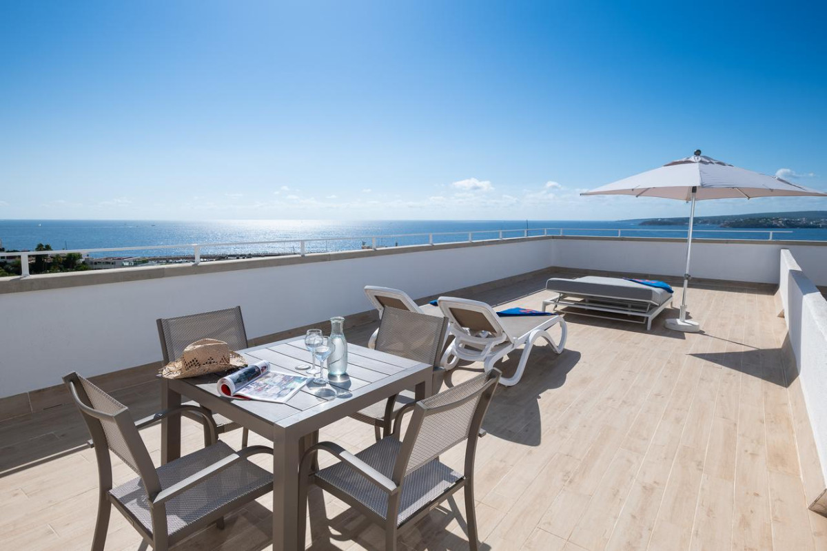 Hotel Tomir Portals Suites
