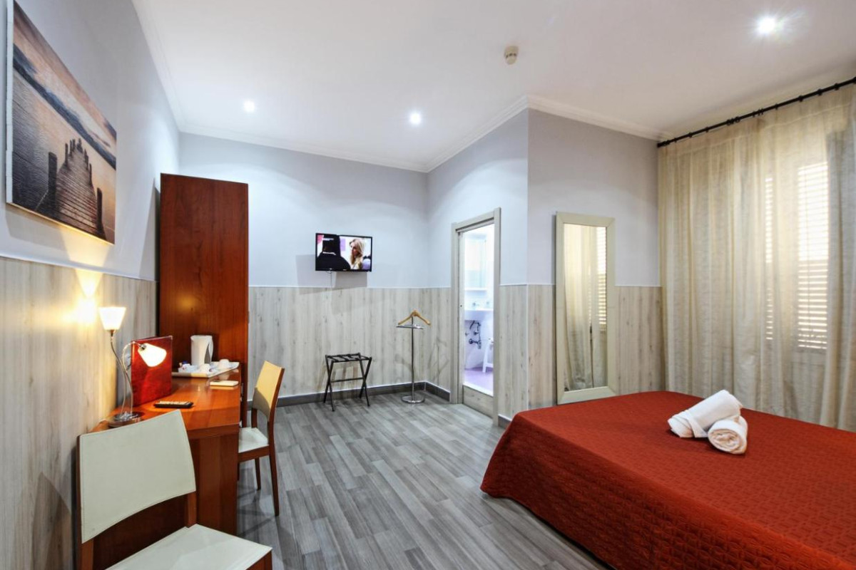 Hotel Tonic
